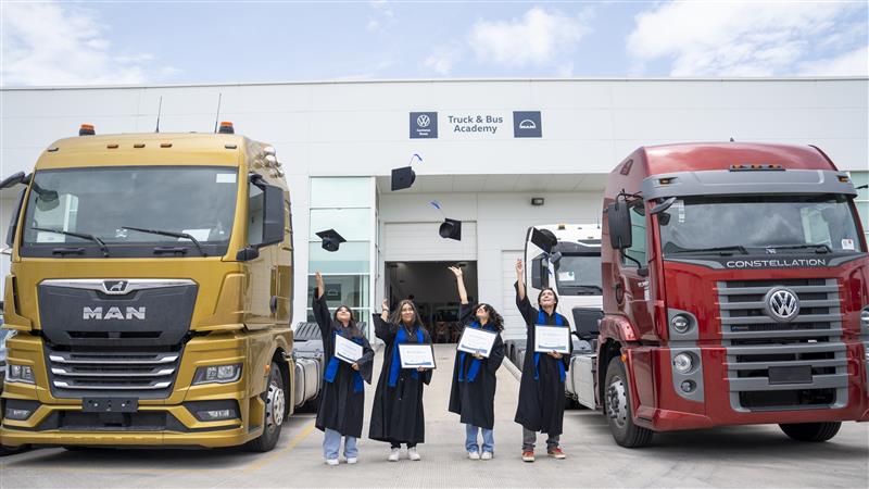 Volkswagen Truck & Bus México presenta su nueva línea de autobuses Euro 6 y fortalece alianzas con empresas líderes de transporte de pasajeros en el país.
