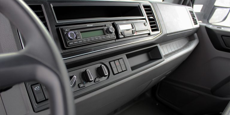 Delivery-4x4-interior-detalle-1-768x384