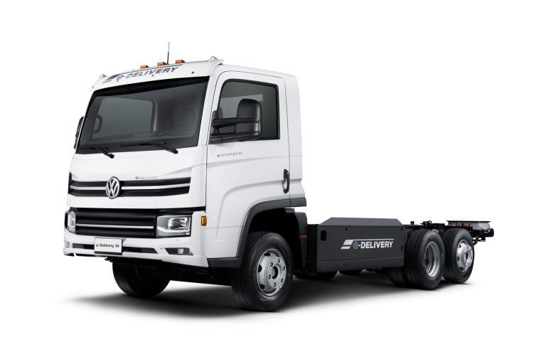 E-Delivery_7_8_Motorista.tif.baixa_-768x512